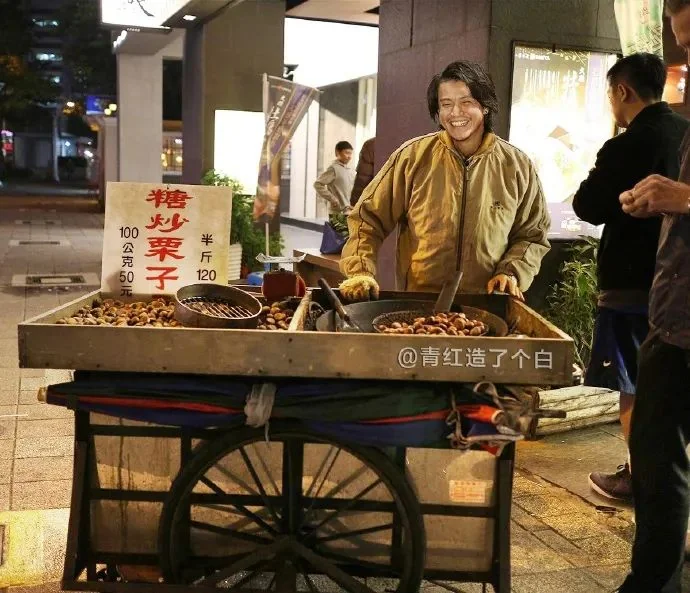 地摊经济火了，Python可视化告诉你网友多欢乐